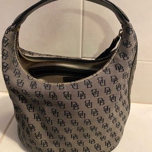 dooney & Bourke purse